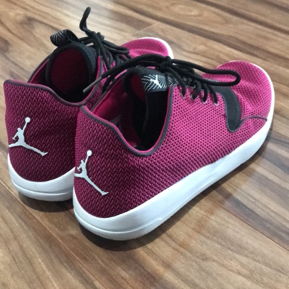 jordan eclipse pink